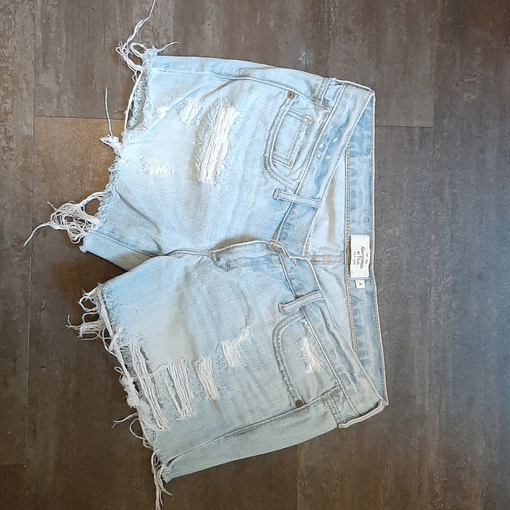 A + F shorts
